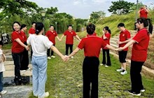 凝心聚力，共創(chuàng)美好未來——我院康復醫(yī)學科一區(qū)開展科室團建活動