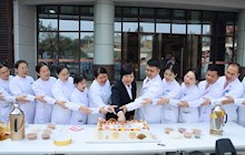 醫(yī)護(hù)人員1月份集體生日會(huì)：溫暖守護(hù)，幸福“醫(yī)”瞬間