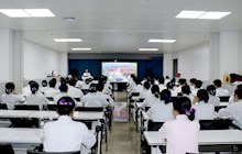青春誓言筑夢(mèng) 匠心啟航未來(lái) ——田東縣中醫(yī)醫(yī)院2025年護(hù)理實(shí)習(xí)生崗前培訓(xùn)圓滿落幕